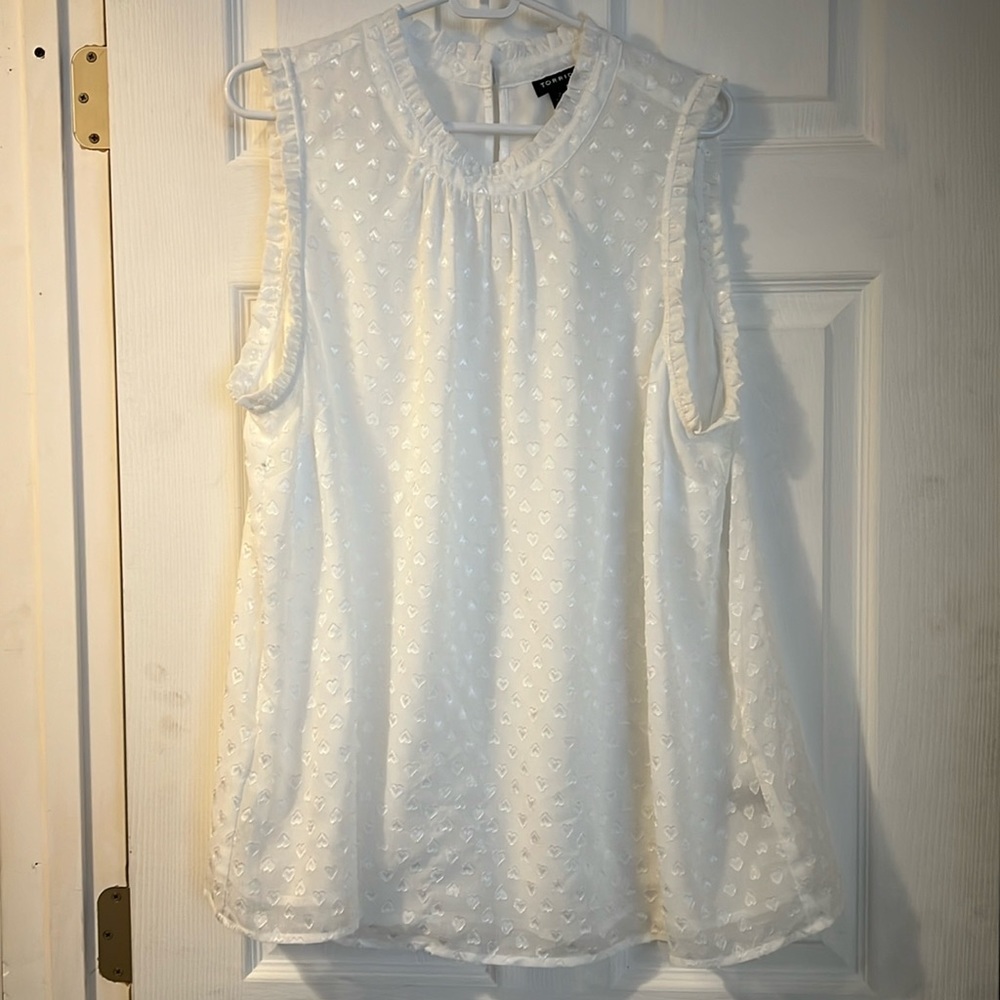 TORRID sleeveless blouse